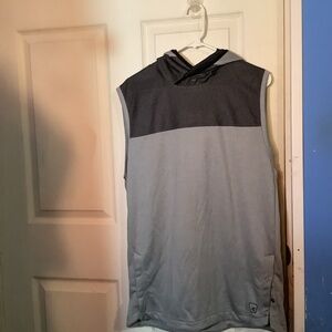 Men’s ANDI SLEEVELESS HOODED SHIRT (HOODIE) Size M